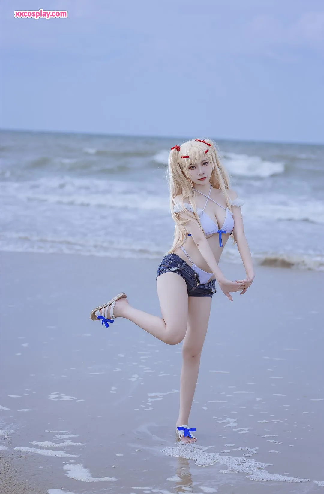 Nisa as Sussex Swimsuit - Azur Lane